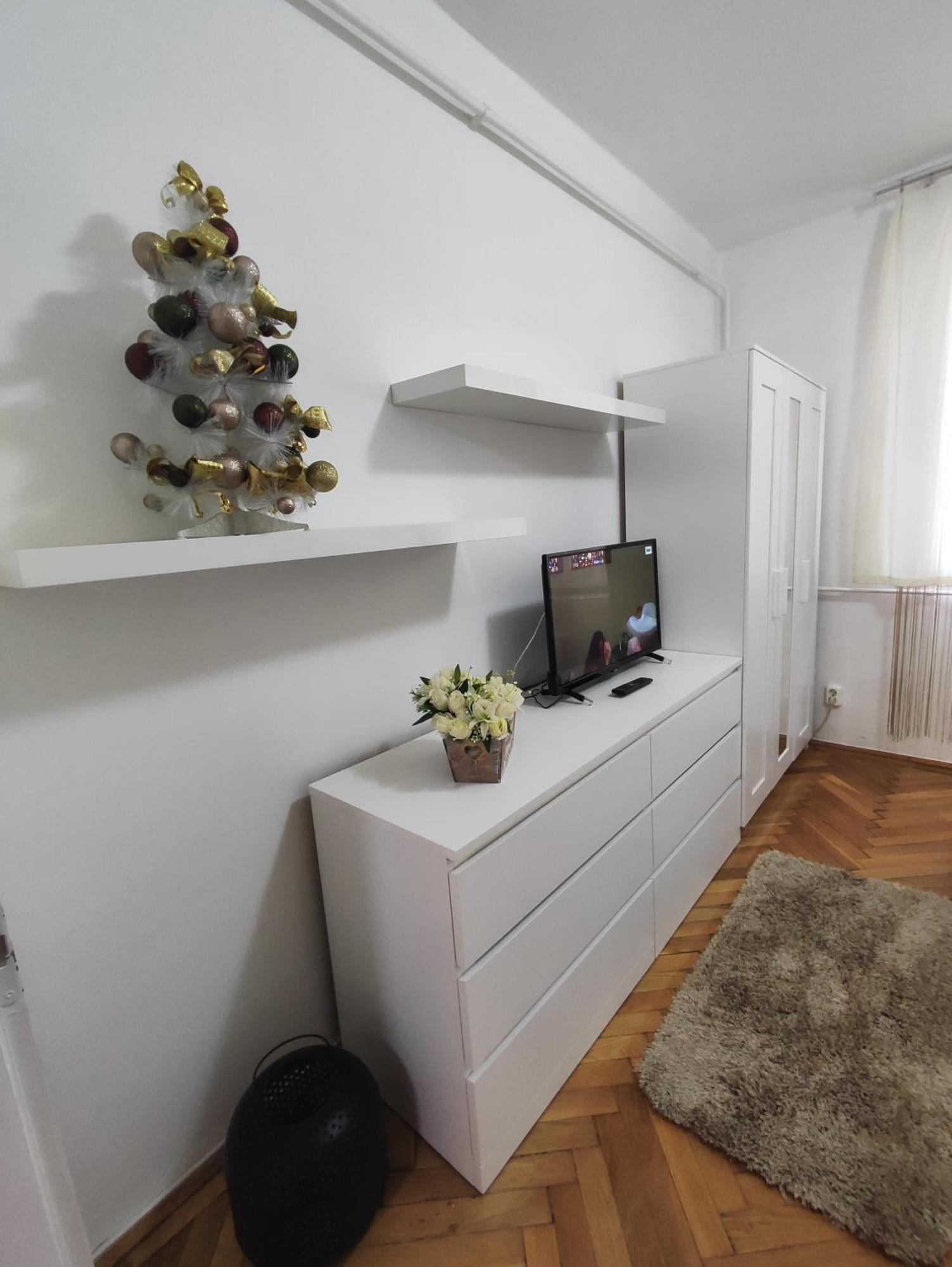 Heni Apartman Надьканіжа Екстер'єр фото