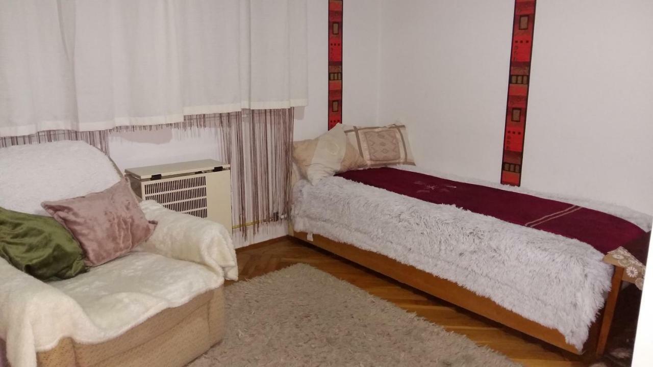 Heni Apartman Надьканіжа Екстер'єр фото